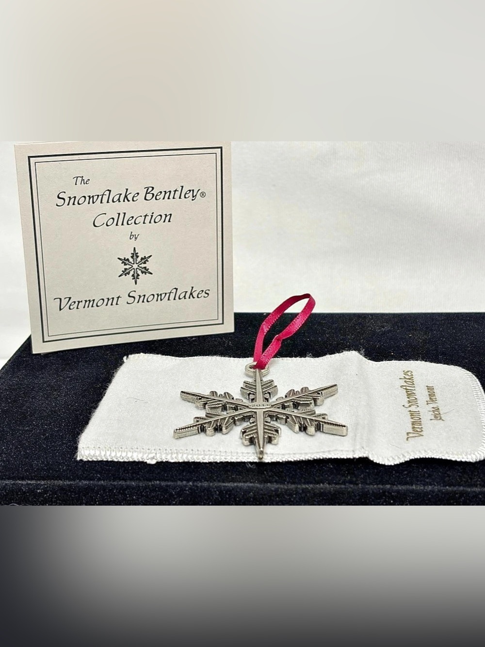 Vermont Snowflakes 2011 Snowflake Bentley Snowflake Ornament Silver Like New